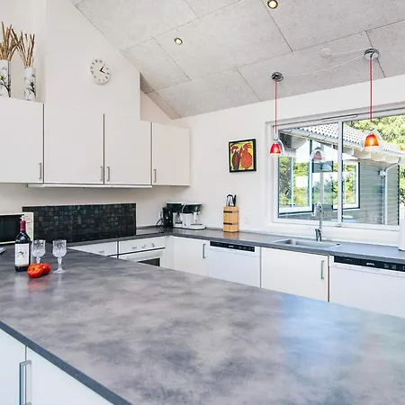 Luxury Retreat In *