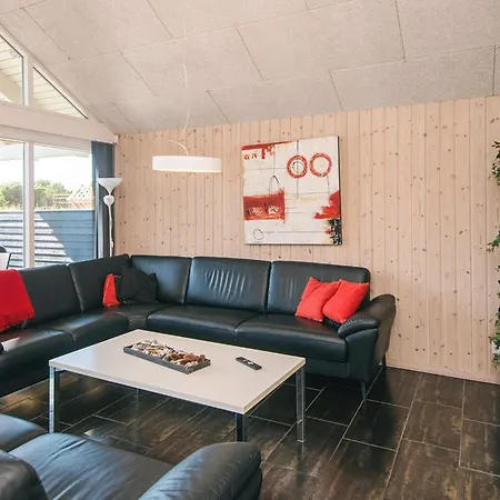 Luxury Retreat In Ferienhaus Blåvand