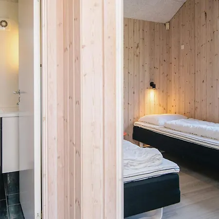 Luxury Retreat In *